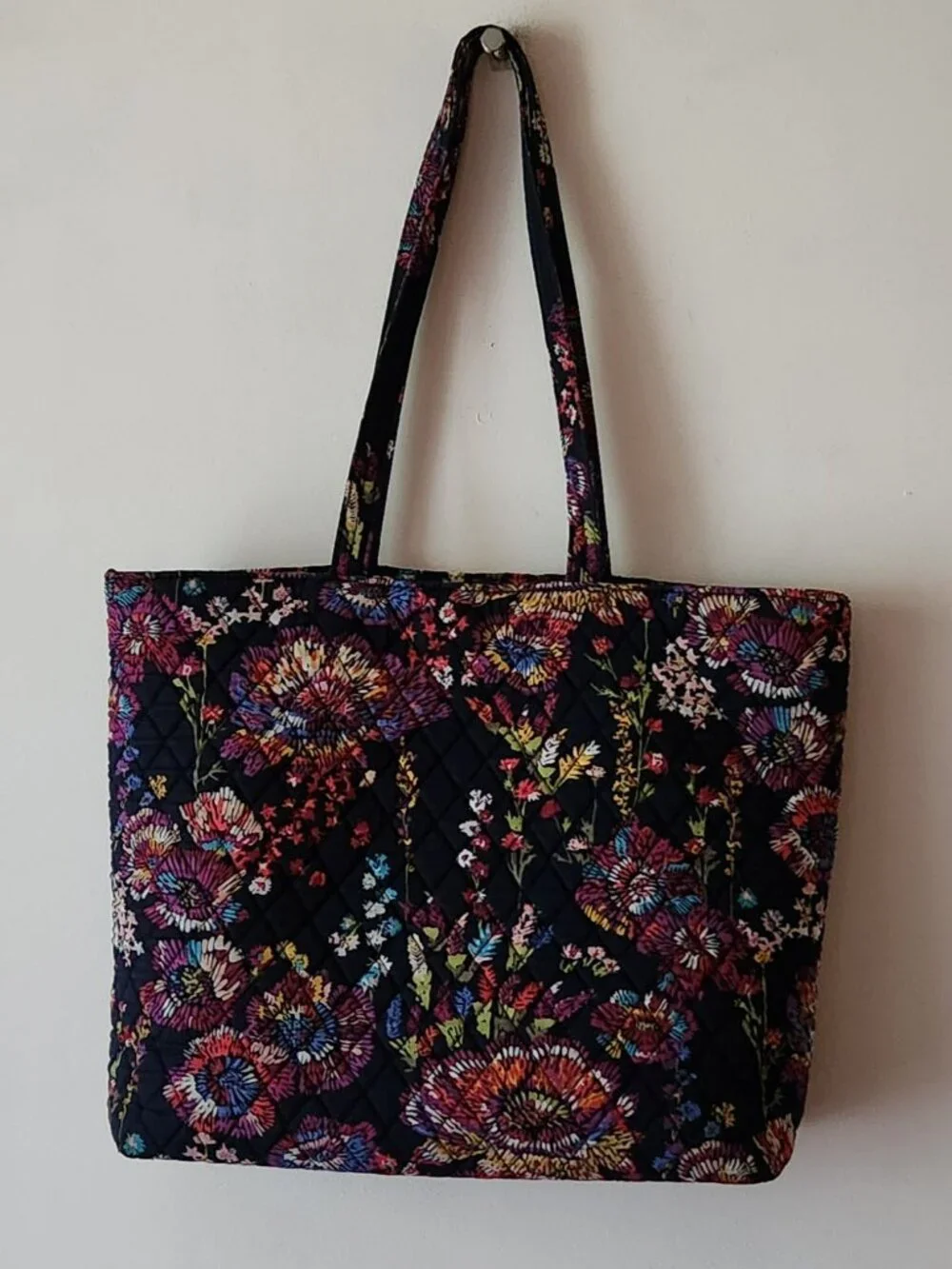 Vera Bradley tote large Midnight Wildflowers navy floral VGUC